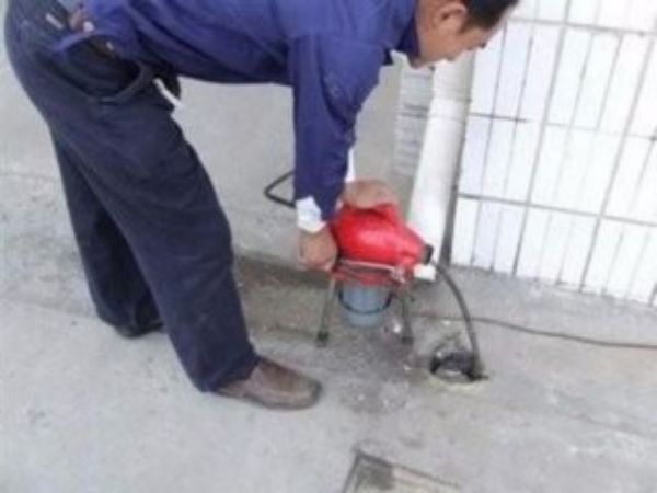 建邺区马桶疏通收费标准（常州疏通马桶价格）